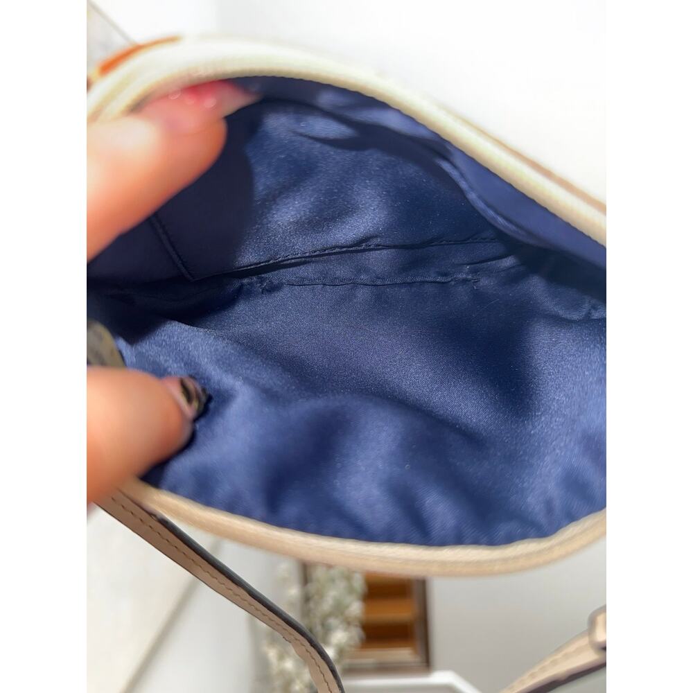 Coach Wristlet - Picture 3 of 3
